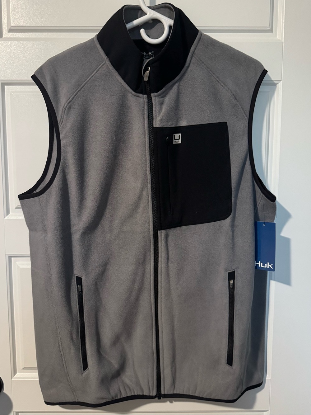 NWT Huk Coast Line Fleece Fishing/Outdoor Vest, Gray/Black, Size Large